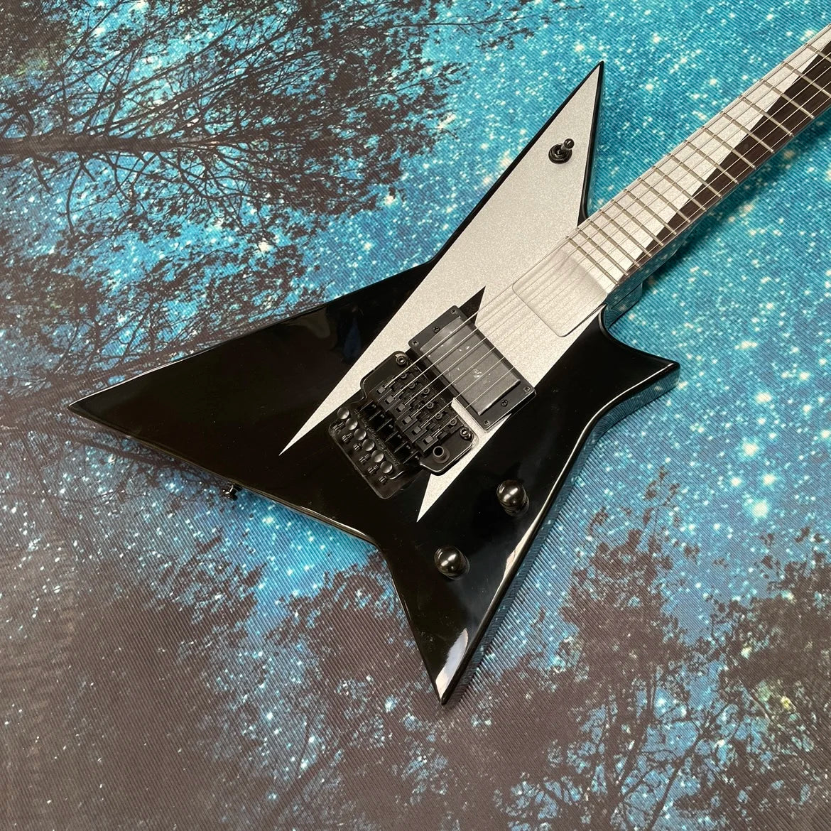 6-String Electric Guitar Charvel Star Shaped