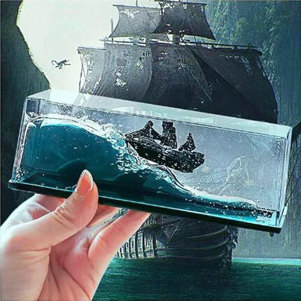 Creative Pirate ship Cruise Ship Fluid Drift Bottle Unsinkable Cruise Ship Toy